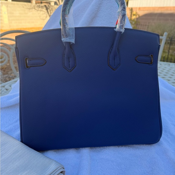 Authentic KAMUGO women's Blue #35 leather purse/handbag w/handles/dust cover - Picture 3 of 10